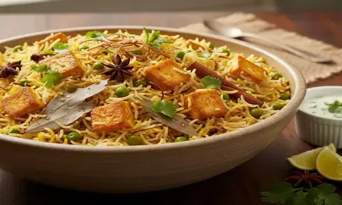 Paneer Matar Biryani recipe at home