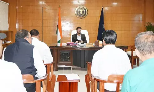 कलेक्टर दीपक सोनी