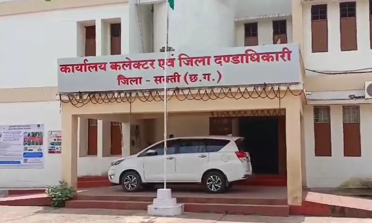 सक्ती जिले के पंचायत सचिवों को मिला धान खरीदी केन्द्र का प्रभार