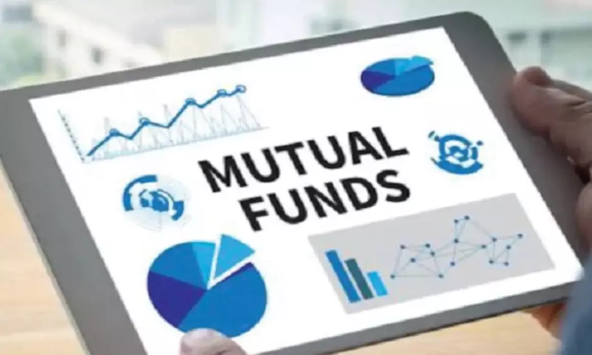 अक्टूबर में म्यूचुअल फंड्स का कुल नकद भंडार 4.11% बढ़कर 2.09 लाख करोड़ हुआ