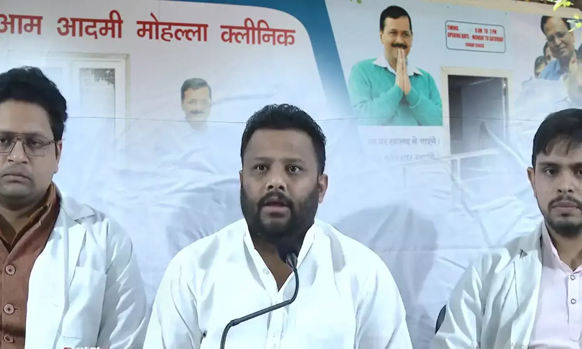 no mohalla clinics no free treatment