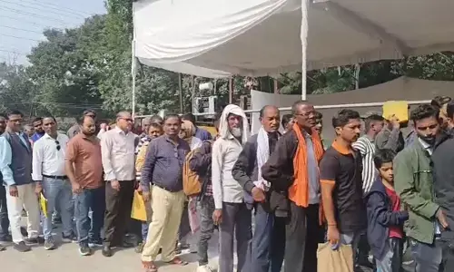 मुख्यमंत्री निवास में जनदर्शन के लिए पहुंचे आमजन