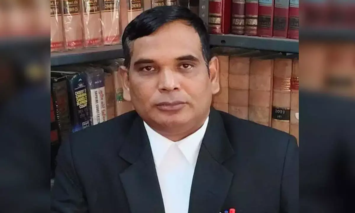 स्टेट बार काउंसिल चुनाव : शत्रुघन साहू की हुई धमाकेदार जीत, नगरी अधिवक्ता संघ ने दी बधाई