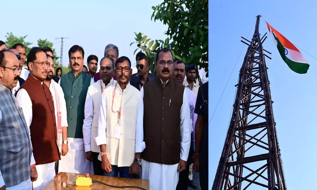 छत्तीसगढ़ बांस तीर्थ संकल्पना समारोह: भारत के सबसे ऊँचे 140 फीट बैम्बू टावर पर मुख्यमंत्री ने किया ध्वजारोहण