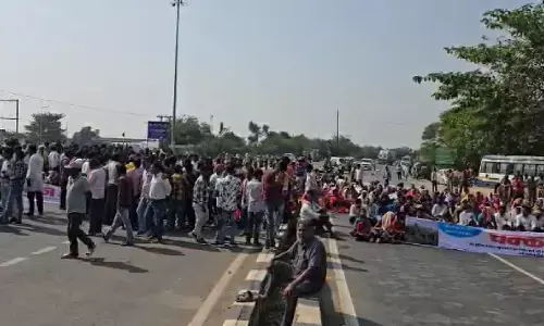 पुलिया कमजोर, चार साल से बंद है रास्ता : कई गांवों के ग्रामीणों ने NH-53 कर दिया जाम, प्रशासन को छूटे पसीने