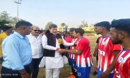 जगदलपुर में फुटबॉल स्पर्धा : भाजपा प्रदेशाध्यक्ष ने किया शुभारंभ, देश की 16 टीमें टूर्नामेंट में लेंगी हिस्सा