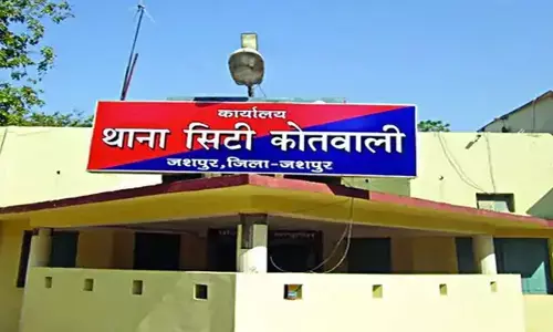 सरकारी शिक्षक पर कार्यवाही में देरी, सिटी कोतवाली टीआई सस्पेंड