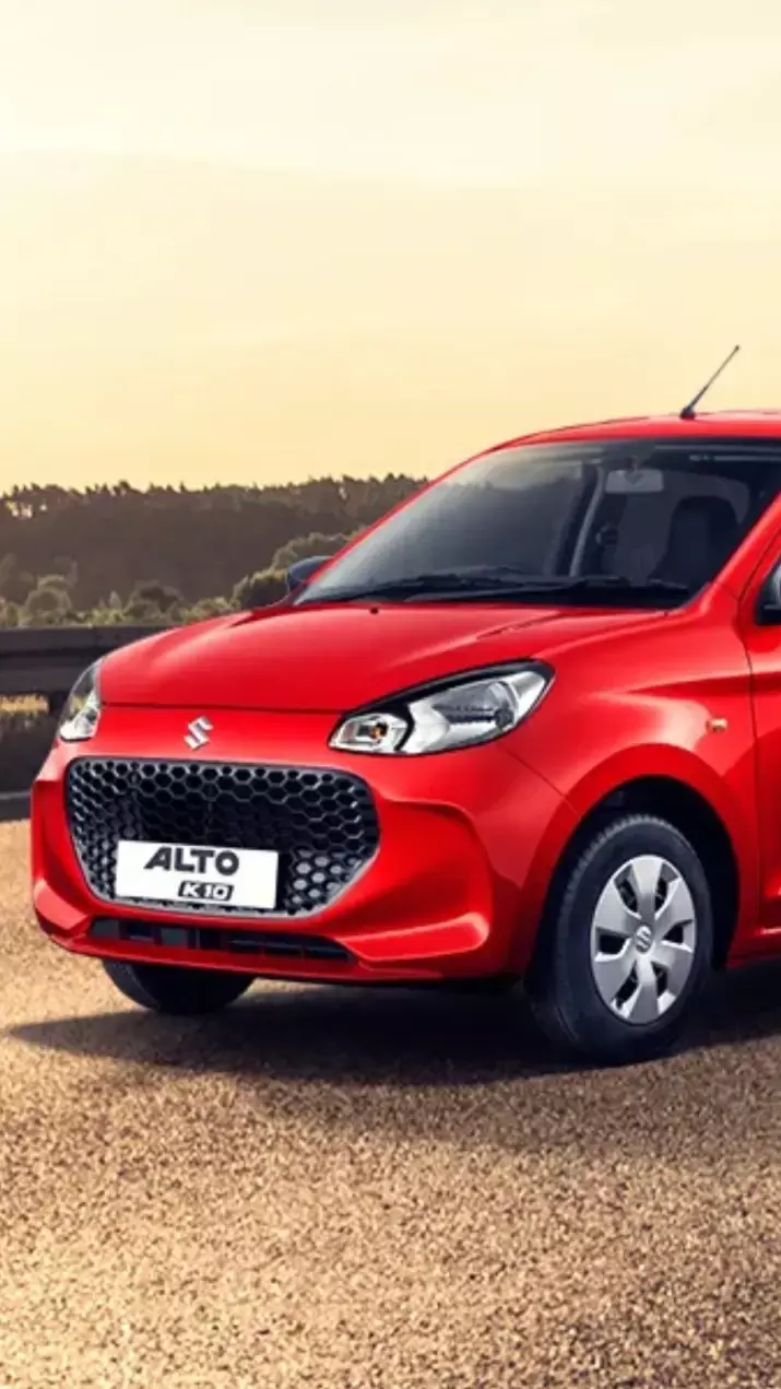 मारुति ऑल्टो K10 पर नवंबर में मिल रहा है 52,100 रुपये तक का डिस्काउंट! देखें