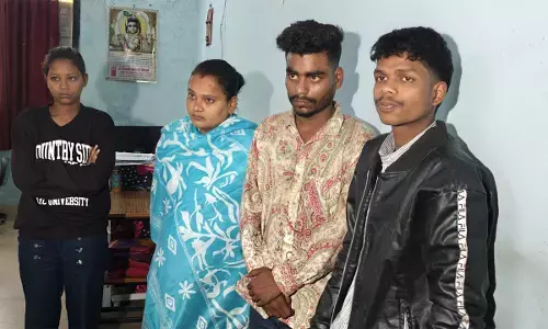 पुलिस की गिरफ्त में हिस्ट्रीशीटर पूजा और उसके साथी