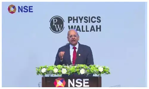 PhysicsWallah ने शेयर बाजार में की धमाकेदार एंट्री, NSE पर IPO प्राइस से 33% प्रीमियम पर हुई लिस्टिंग