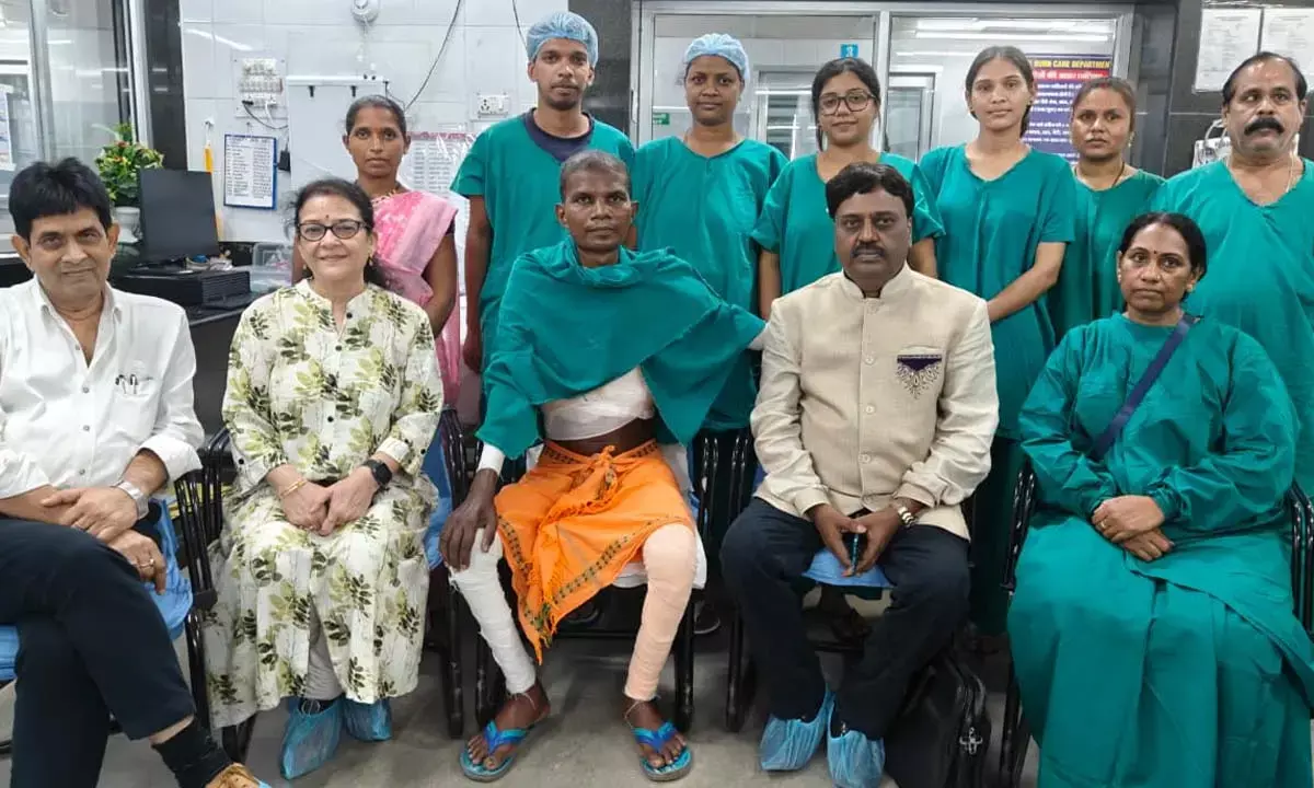 35 वर्षीय उमेश को मिला नया जीवन 35 वर्षीय उमेश को मिला नया जीवन