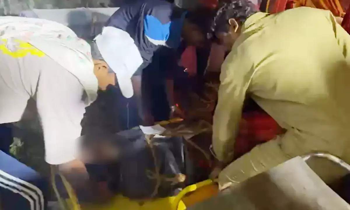 आंध्र प्रदेश से पूवर्ती पहुंचा हिड़मा का शव