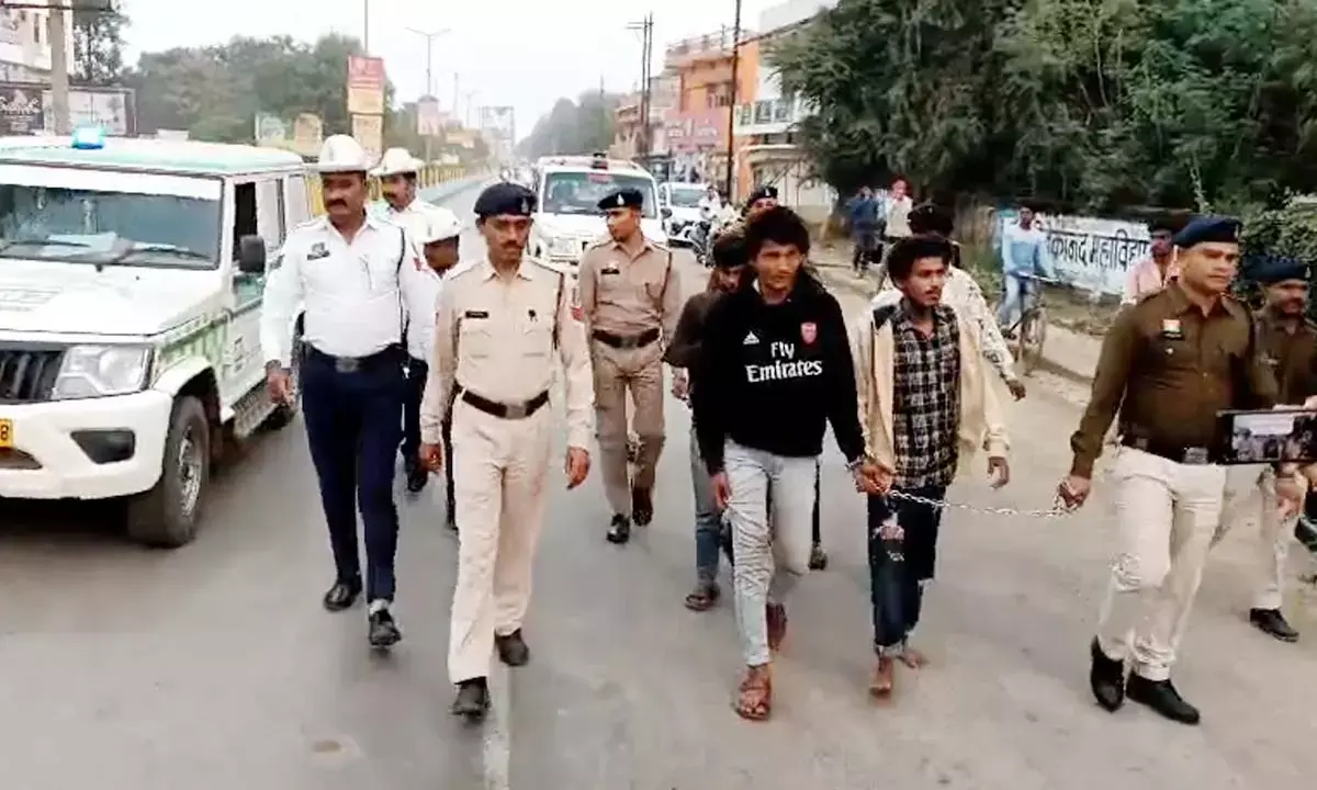 चाकूबाजी और लूट के 6 आरोपी गिरफ्तार