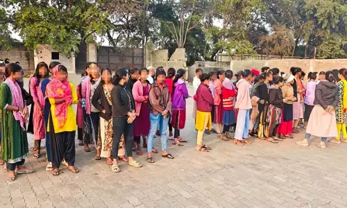 सिस्टम की लाचारी : जिन बंधुआ बच्चों को मशक्कत कर छुड़वाया, उन्हें 36 घंटे में ही ले गए ठेकेदार