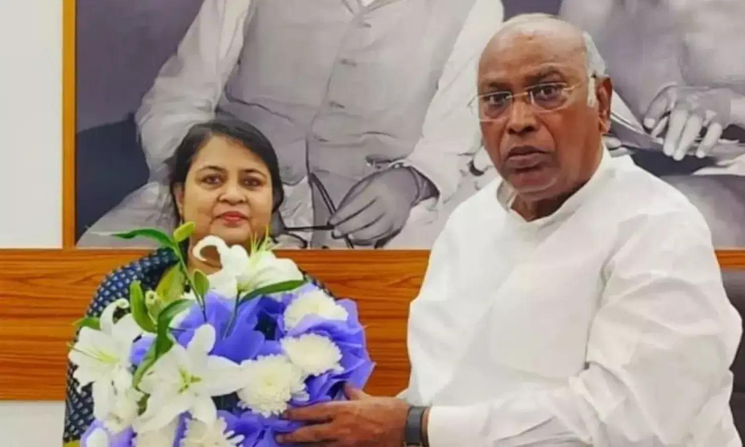 Bihar mahila Congress adhyaksh Sarwat Fatma Resignation