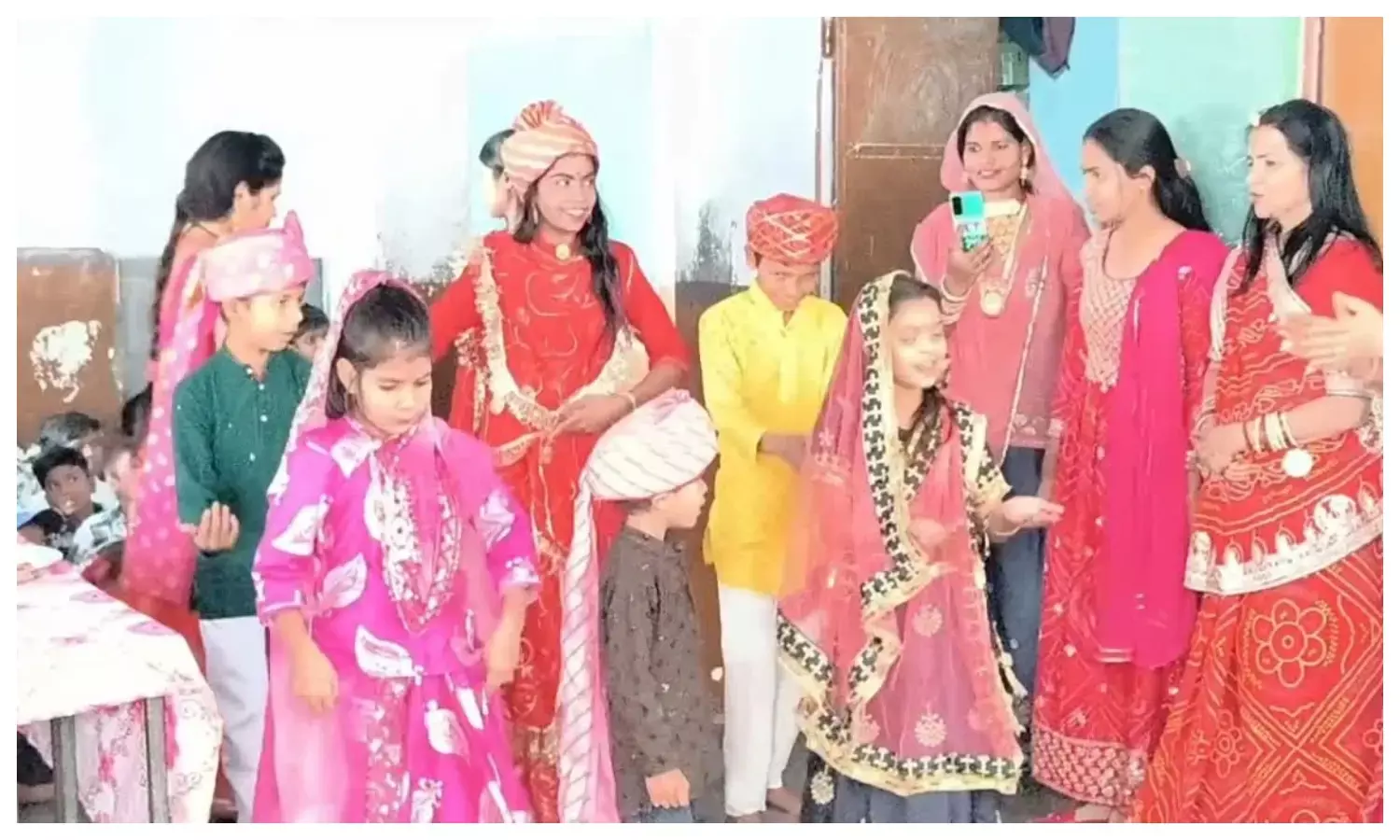 छात्र- स्टाफ सप्ताह में एक दिन स्कूल में पहनकर आएंगे स्थानीय ड्रेस, शिक्षा मंत्री ने दिए निर्देश