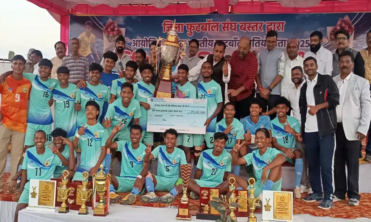 ऑल इंडिया फुटबॉल टूर्नामेंट नारायणपुर के फुटबॉल टीम बनी विजेता