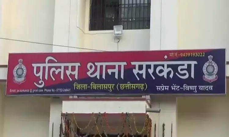 बंद कमरे में मिली दंपति की लाशः पति फंदे पर लटका था, पत्नी बेड पर मरी पड़ी मिली