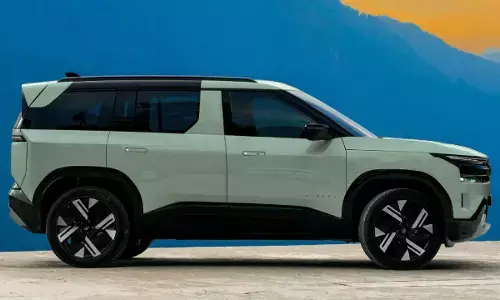 लंबे इंतजार के बाद फाइनली ये SUV लॉन्च, 4 वैरिएंट और 6 कलर्स मिलेंगे; जानिए इसकी कीमत