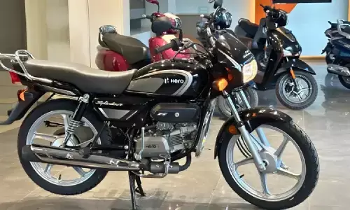 अक्टूबर में इन 10 मॉडल का बाजार में दिखा दबदबा, 2 मॉडल को 3-3 लाख से ज्यादा लोगों ने खरीदा