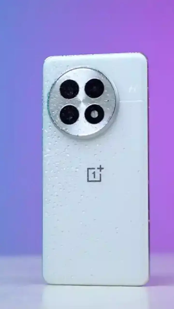 OnePlus का वॉटरप्रूफ स्मार्टफोन हुआ 8000 रुपये सस्ता — यहां देखें इसके दमदार फीचर्स