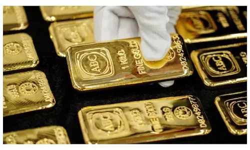 Gold shines rate today