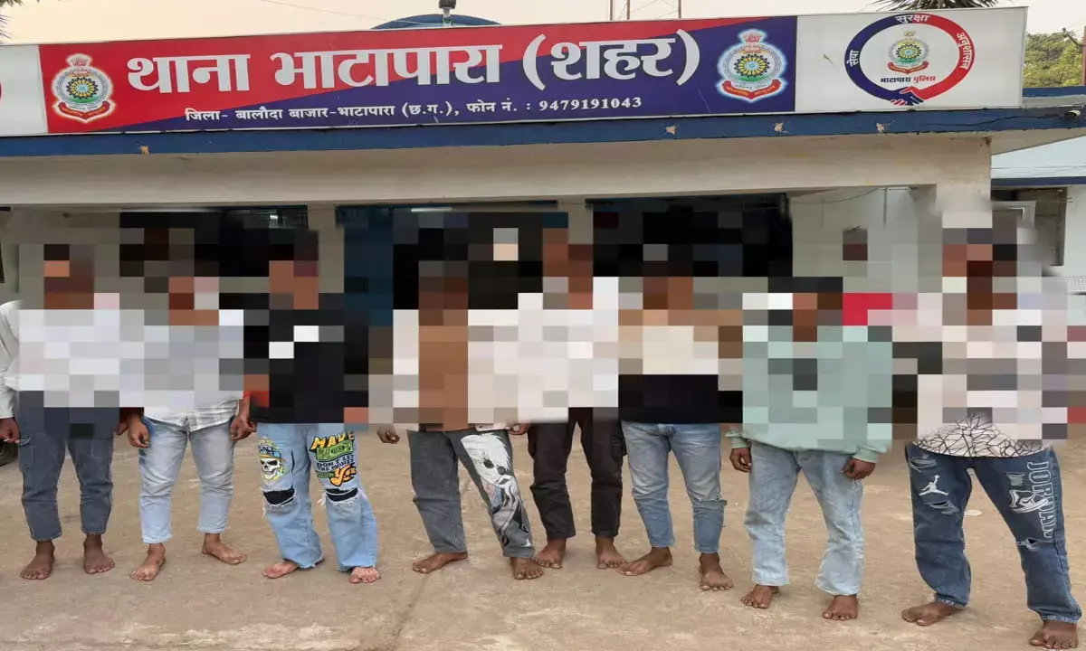 10 नाबालिग समेत 12 गिरफ्तार आरोपी