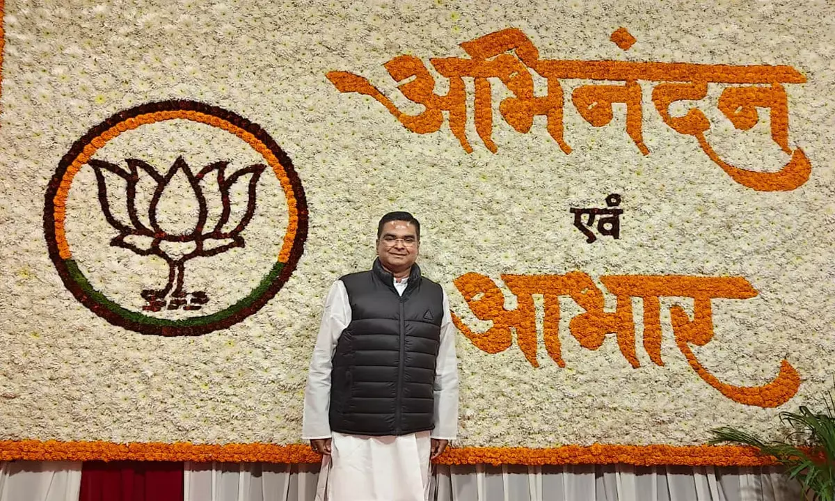 दिल्ली में थैंक्स डिनर में शामिल हुए विधायक रिकेश सेन