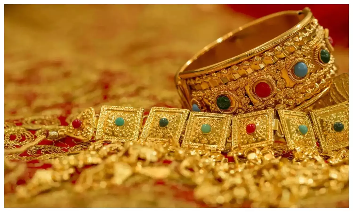 मुसीबत के सहारा होते हैं विरासत में मिले सोने के आभूषण, जानिए क्या हैं इस पर टैक्स के नियम ?