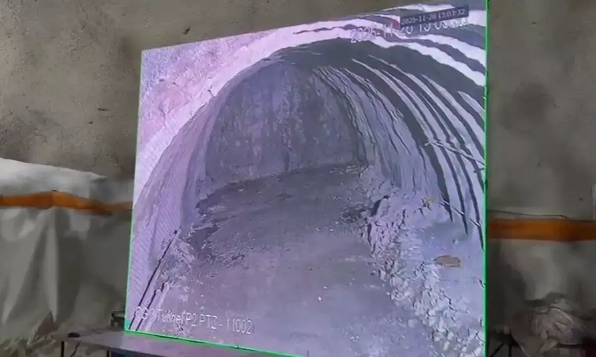 छत्तीसगढ़ की पहली ट्विन टनल में दूसरा छोर तक खुदाई का काम पूरा