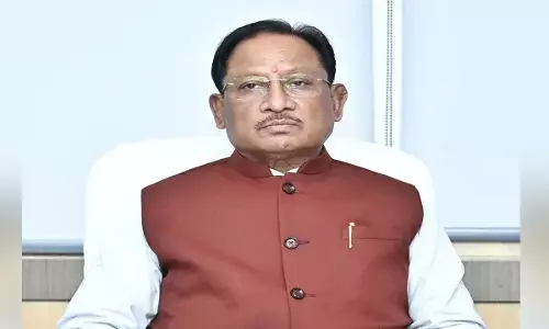 शिक्षा सुधारों पर CM विष्णुदेव साय की हाई-लेवल बैठक, 1000 मॉडल स्कूलों का खाका तैयार