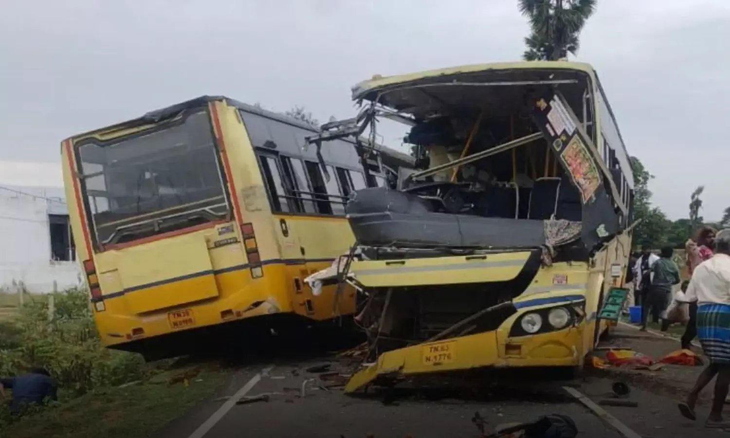 tamil nadu bus accident: तमिलनाडु बस हादसा: दो बसों की भीषण टक्कर में 12 की मौत, कई गंभीर