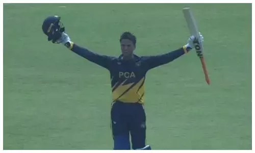 abhishesk sharma scored 32 ball century in smat 2025