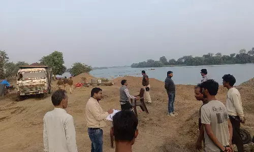 Jyotiraditya Scindia action against illegal mining