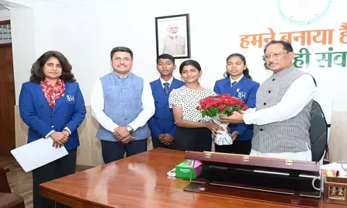 सीएम विष्णु देव साय ने अंतरराष्ट्रीय पोलो टूर्नामेंट में शामिल प्रदेश के खिलाड़ियों ने भेंट की