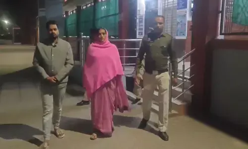 महाठग शिवा साहू की मां और सहयोगी हिरासत में