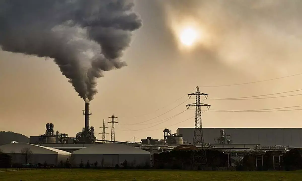 छत्तीसगढ़ में बड़ा बदलाव : अब घरों के आसपास और कारोबार वाले इलाके में फैक्ट्री नहीं चलेगी छत्तीसगढ़ में बड़ा बदलाव : अब घरों के आसपास और कारोबार वाले इलाके में फैक्ट्री नहीं चलेगी