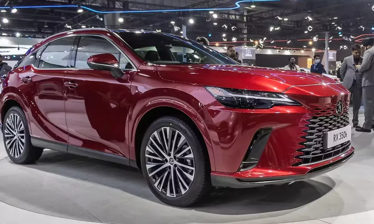 कंपनी की नई कार भारत में लॉन्च, लग्जरी बनाने के लिए कई फीचर्स दे दिए