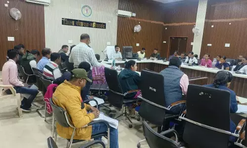 अधिकारी प्रखर चंद्राकर