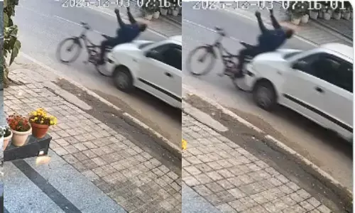 Car Hit Elderly Man in Gurugram