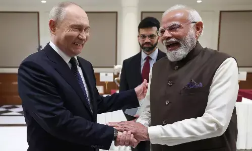pm modi and putin: भारत दौरे पर रूसी राष्ट्रपति: एयरपोर्ट से लेकर प्रधानमंत्री आवास तक, मोदी-पुतिन में दिखी जबरदस्त केमिस्ट्री