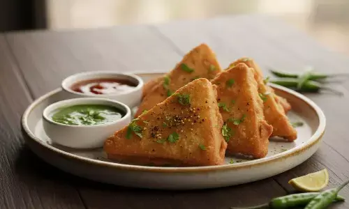 how to make bread pakoda at home