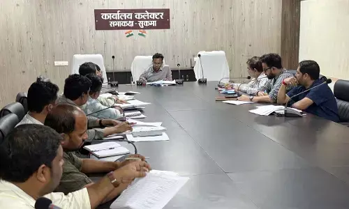 आरईएस विभाग की समीक्षा बैठक