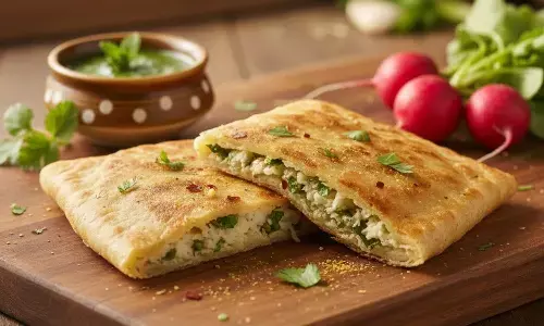 Mooli Pocket Paratha Recipe