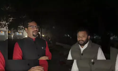 AAP Leader Sanjeev Jha and Kuldeep Kumar for Night Shelters