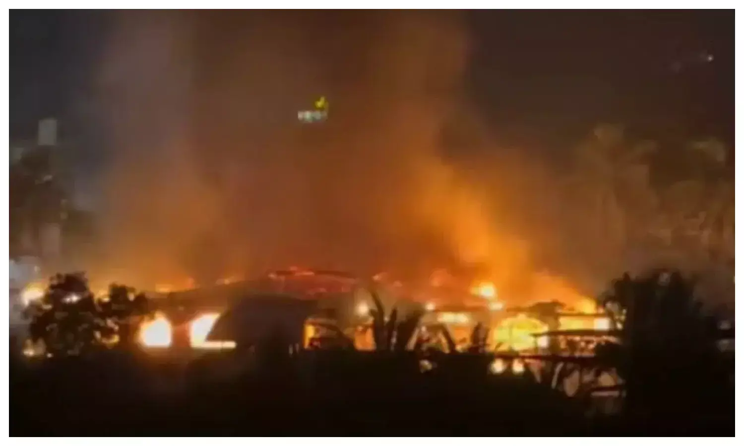 25 की मौत, मैनेजर अरेस्ट; 4 टूरिस्ट समेत 18 शवों की पहचान