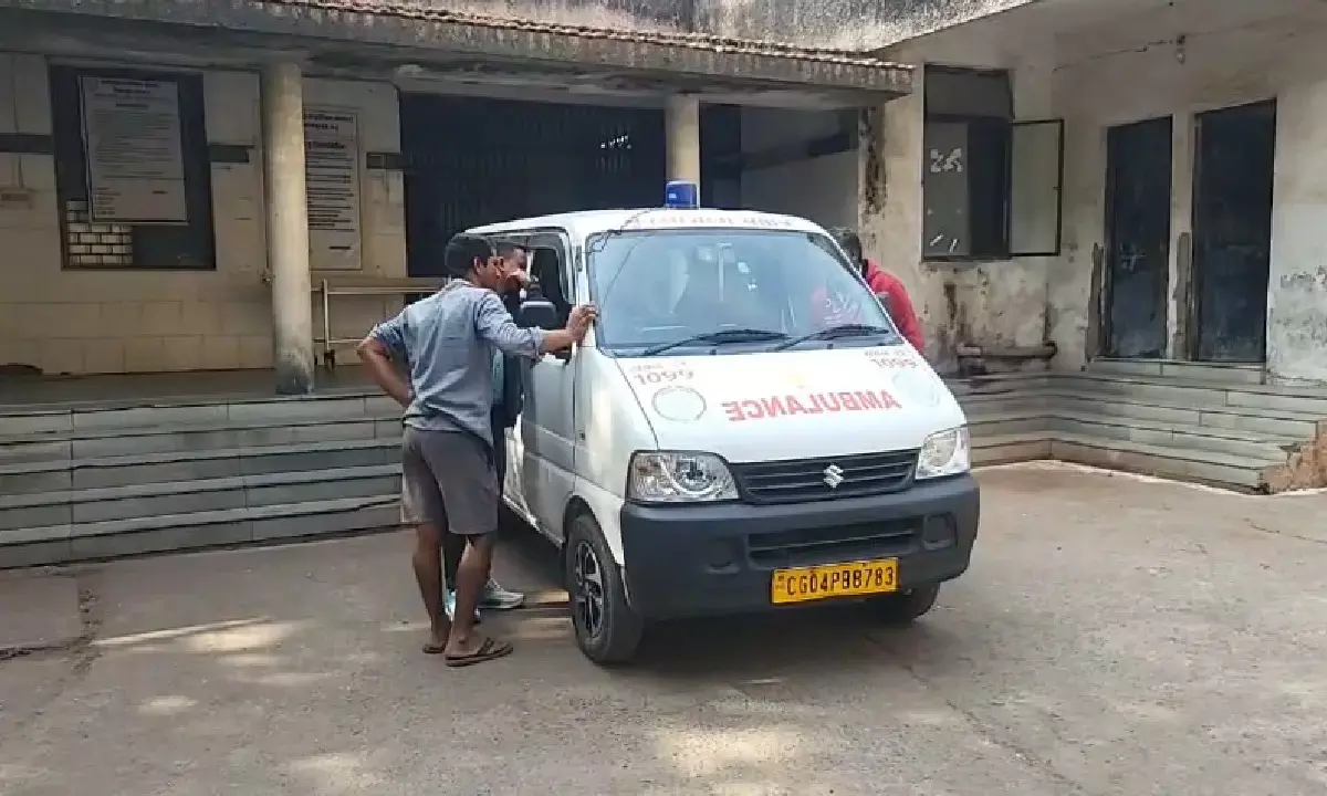 नवविवाहिता की संदिग्ध मौत : मायके वालों ने लगाया हत्या का आरोप, 10 दिन बाद पुलिस ने कब्र से निकाला शव नवविवाहिता की संदिग्ध मौत : मायके वालों ने लगाया हत्या का आरोप, 10 दिन बाद पुलिस ने कब्र से निकाला शव