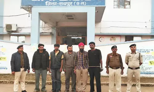 पुलिस की गिरफ्त में पांचों आरोपी