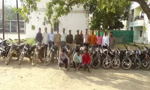 4 आरोपी गिरफ्तार, 17 नग चोरी की बाइक बरामद