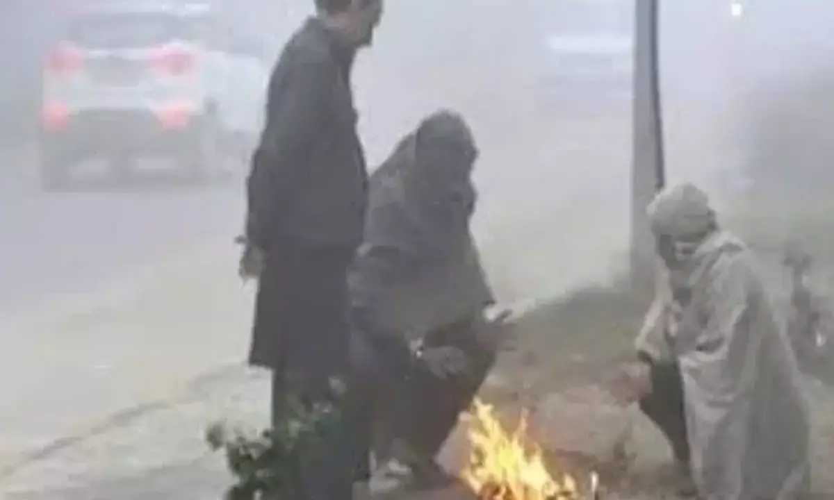 छत्तीसगढ़ में शीतलहर:पारा सामान्य से 4.5 डिग्री नीचे, सरगुजा ठंड से बेहाल छत्तीसगढ़ में शीतलहर:पारा सामान्य से 4.5 डिग्री नीचे, सरगुजा ठंड से बेहाल